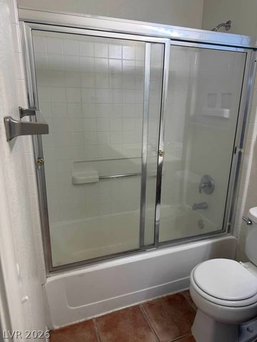 10021 VIA TORO Avenue ., Las Vegas, NV 89117