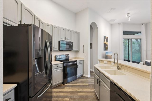 4001 HEIRLOOM ROSE PLACE, Oviedo, FL 32766