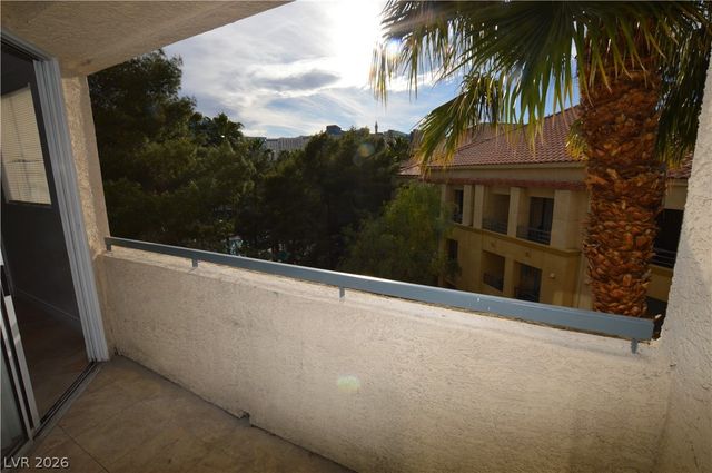 260 East Flamingo Road 416, Las Vegas, NV 89169