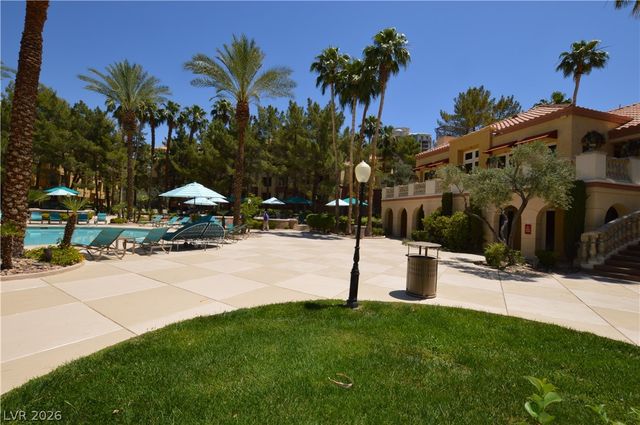 260 East Flamingo Road 416, Las Vegas, NV 89169