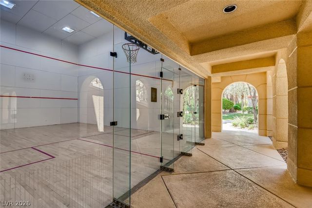 260 East Flamingo Road 416, Las Vegas, NV 89169