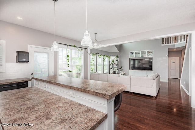 11700 Blair Creek Ct, Louisville, KY 40229