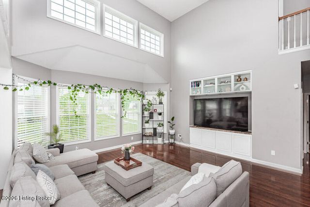 11700 Blair Creek Ct, Louisville, KY 40229