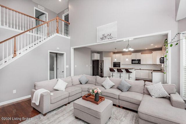 11700 Blair Creek Ct, Louisville, KY 40229