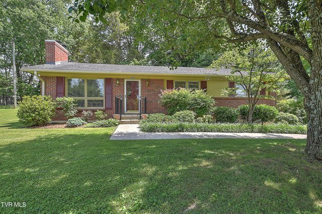128 Hilltop Drive, Bristol, VA 24202