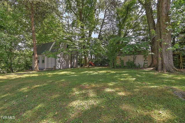 128 Hilltop Drive, Bristol, VA 24202