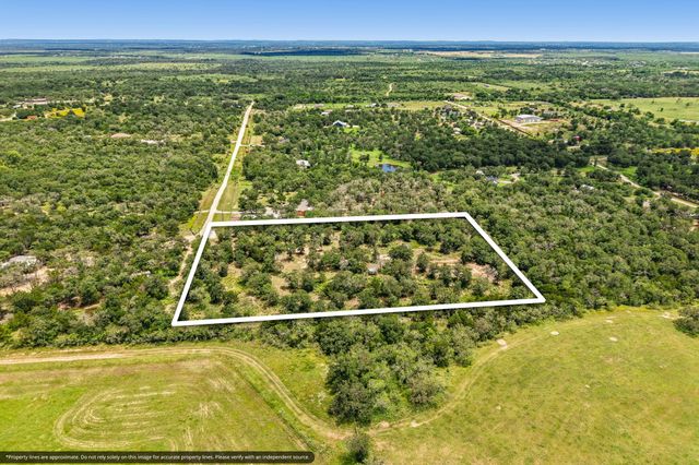 499 Bridgestone CT, Lockhart, TX 78644