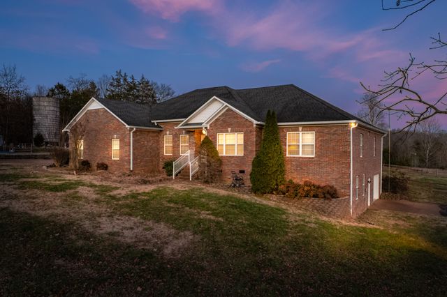 2380 Beasley Ln, Columbia, TN 38401