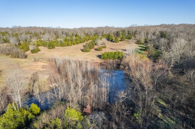 2380 Beasley Ln, Columbia, TN 38401