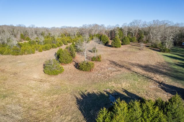 2380 Beasley Ln, Columbia, TN 38401