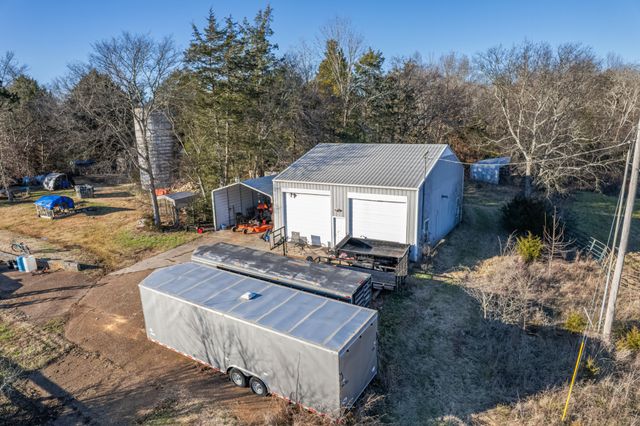 2380 Beasley Ln, Columbia, TN 38401