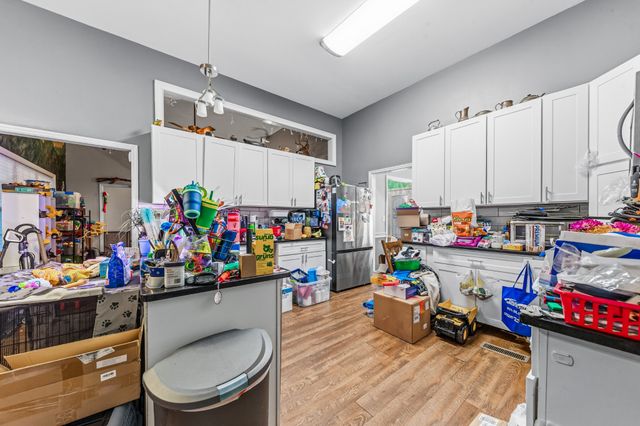 2380 Beasley Ln, Columbia, TN 38401