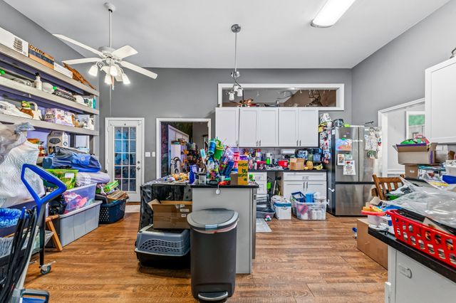 2380 Beasley Ln, Columbia, TN 38401