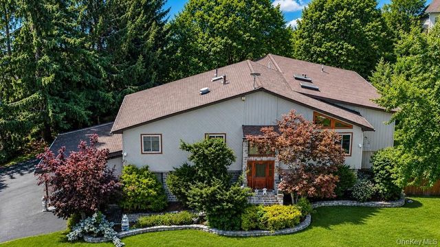 14 Longview Lane, Middletown, NY 10941
