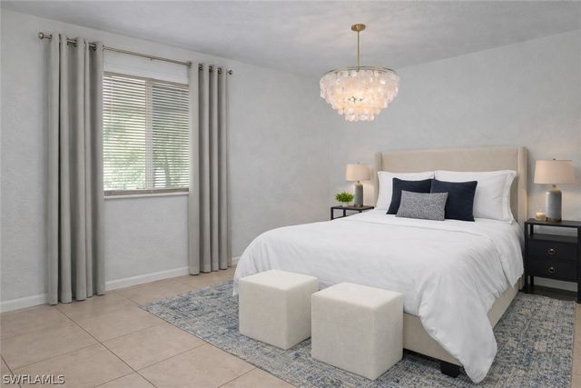 2845 39th AVE NE, Naples, FL 34120