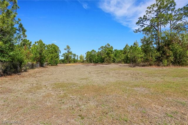 2845 39th AVE NE, Naples, FL 34120