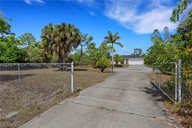 2845 39th AVE NE, Naples, FL 34120