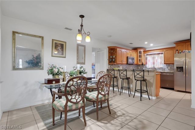 2845 39th AVE NE, Naples, FL 34120