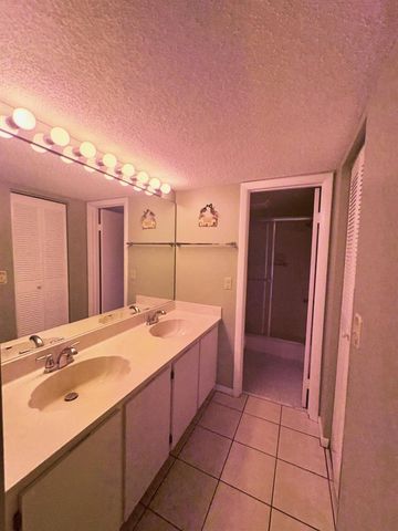 7831 Willow Spring Drive 526, Lake Worth, FL 33467