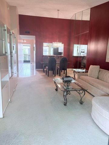 7831 Willow Spring Drive 526, Lake Worth, FL 33467