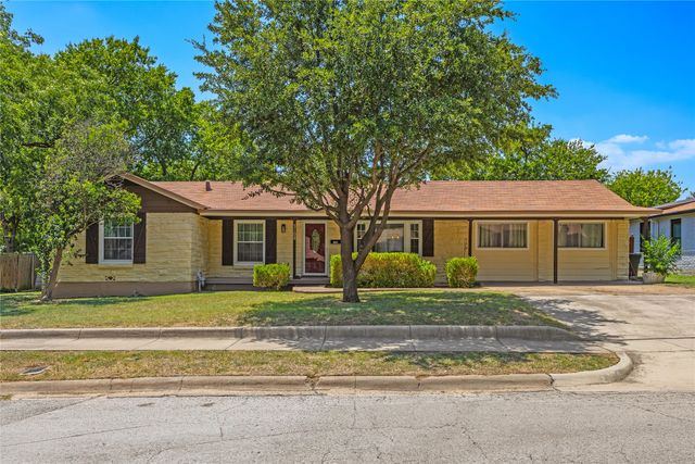 3109 Kingsbury Avenue, Richland Hills, TX 76118