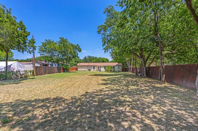 3109 Kingsbury Avenue, Richland Hills, TX 76118