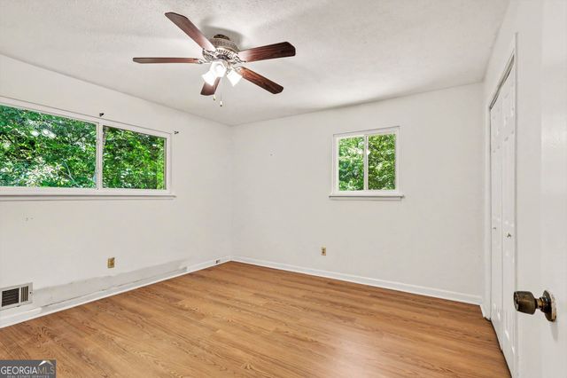 1136 Creekdale Drive, Clarkston, GA 30021