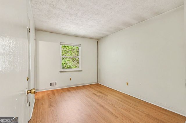 1136 Creekdale Drive, Clarkston, GA 30021