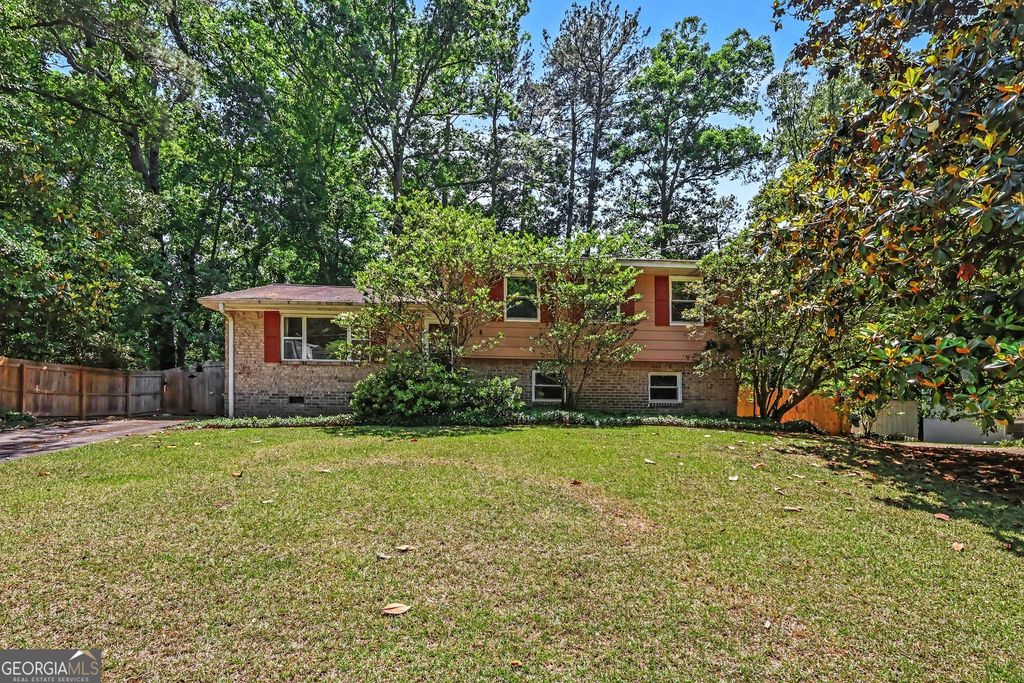1136 Creekdale Drive, Clarkston, GA 30021