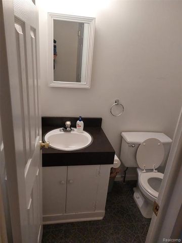 6907 Harvard Lane Lane, Canton, MI 48187
