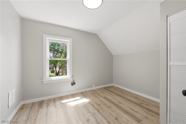 4256 W 22nd Street, Cleveland, OH 44109