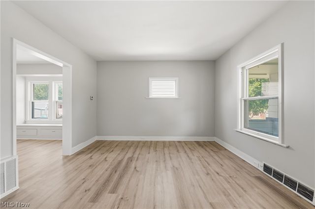 4256 W 22nd Street, Cleveland, OH 44109