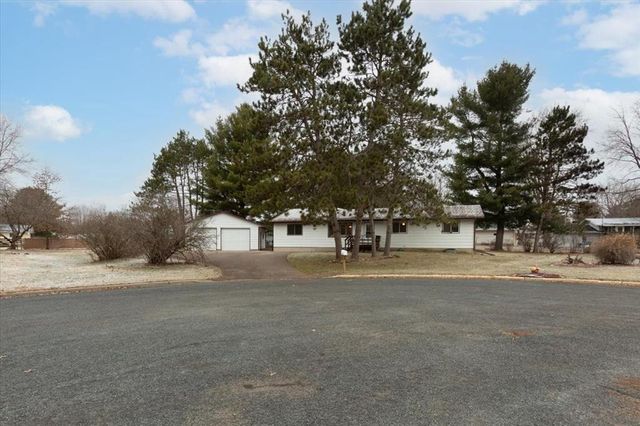 2615 Schabacker Court, Menomonie, WI 54751