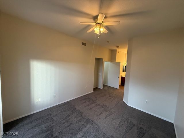 10245 MARYLAND 2207, Las Vegas, NV 89183