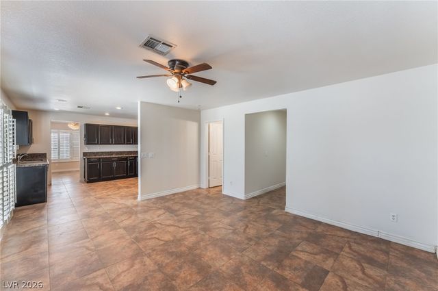 7918 Embarcadero Avenue, Las Vegas, NV 89129