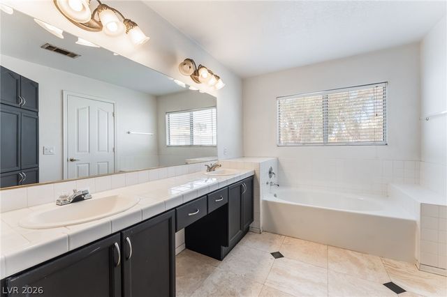 7918 Embarcadero Avenue, Las Vegas, NV 89129