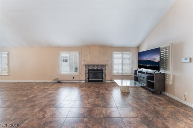 7918 Embarcadero Avenue, Las Vegas, NV 89129