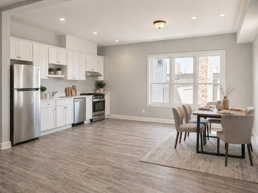 760-770 Washington St. 205, Stoughton, MA 02072