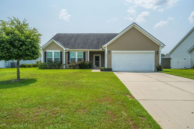 2017 Bridlewood Farms Parkway, Ridgeville, SC 29472