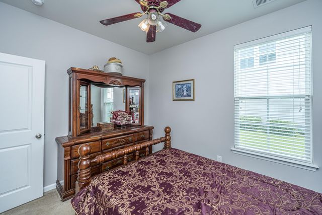 2017 Bridlewood Farms Parkway, Ridgeville, SC 29472