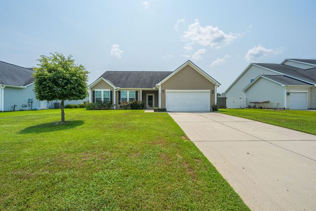 2017 Bridlewood Farms Parkway, Ridgeville, SC 29472