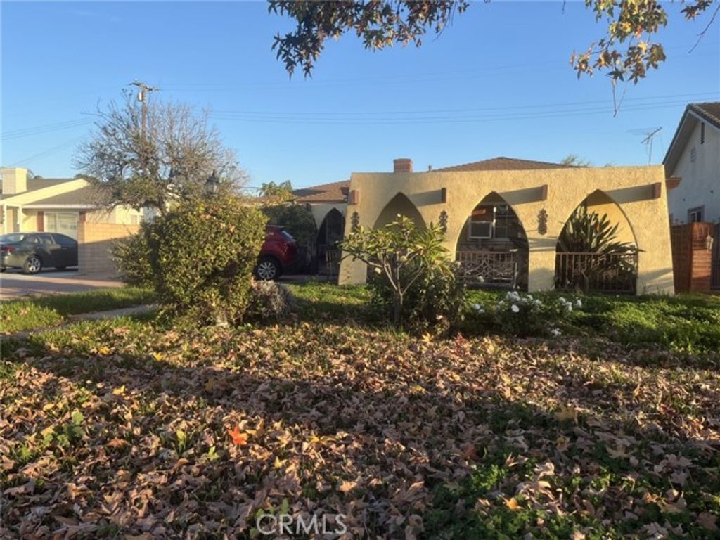 644 S California, West Covina, CA 91790