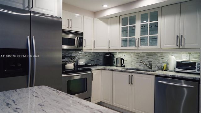 18151 NE 31st Court 1912, Aventura, FL 33160