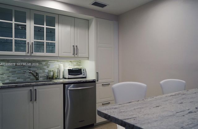18151 NE 31st Court 1912, Aventura, FL 33160