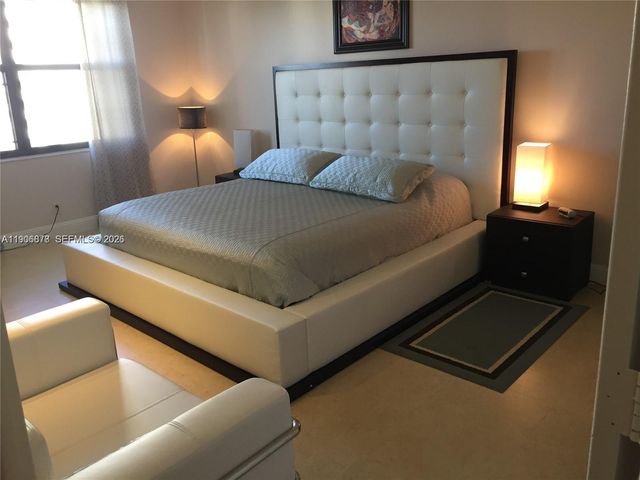 18151 NE 31st Court 1912, Aventura, FL 33160