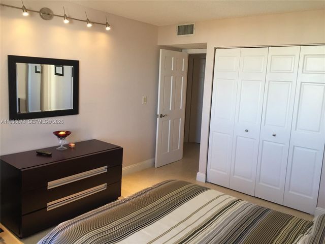 18151 NE 31st Court 1912, Aventura, FL 33160