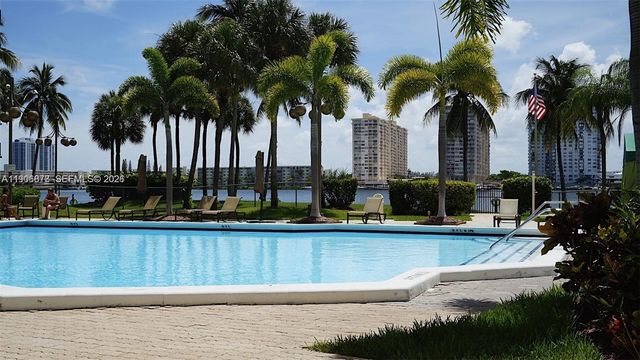 18151 NE 31st Court 1912, Aventura, FL 33160
