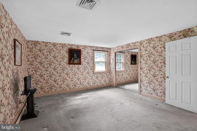 13 S BRYN MAWR PL, Media, PA 19063