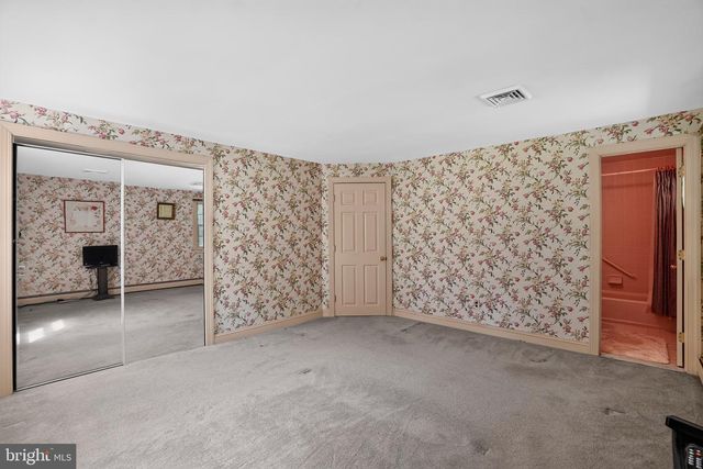 13 S BRYN MAWR PL, Media, PA 19063