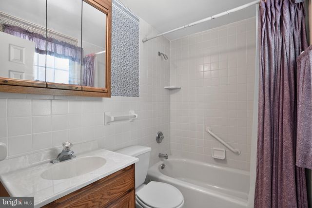 13 S BRYN MAWR PL, Media, PA 19063